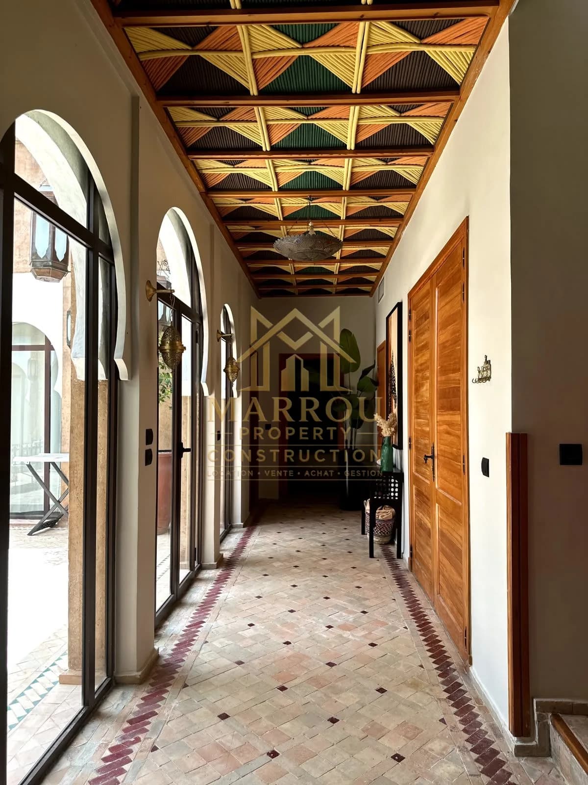 À VENDRE – Magnifique Riad sur la Route de Fès | Marrakech — thumbnail 9