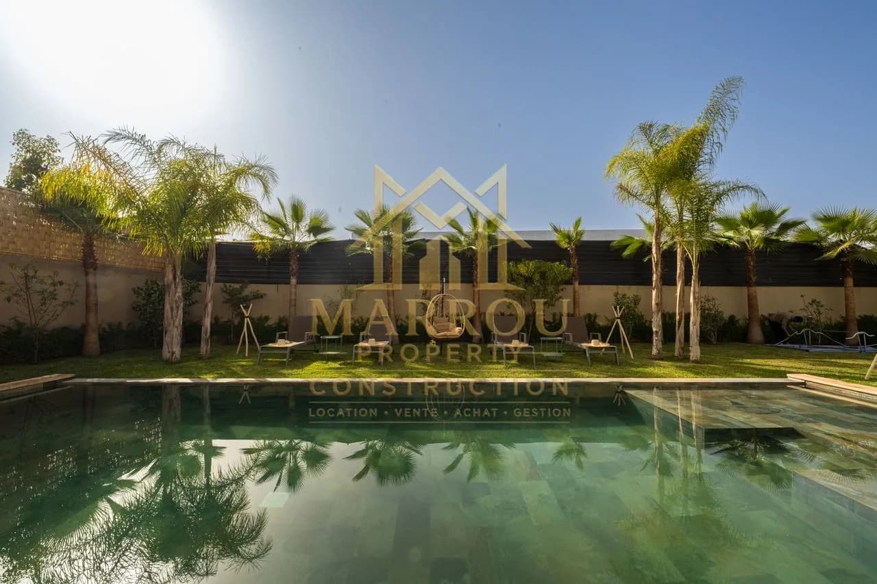 Villa de Luxe à Vendre – Route de Ouarzazate | Marrakech — 1